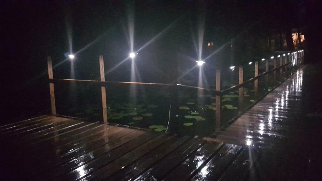 Przystan Kapitanat Apartment ชเตชชีแนค ภายนอก รูปภาพ